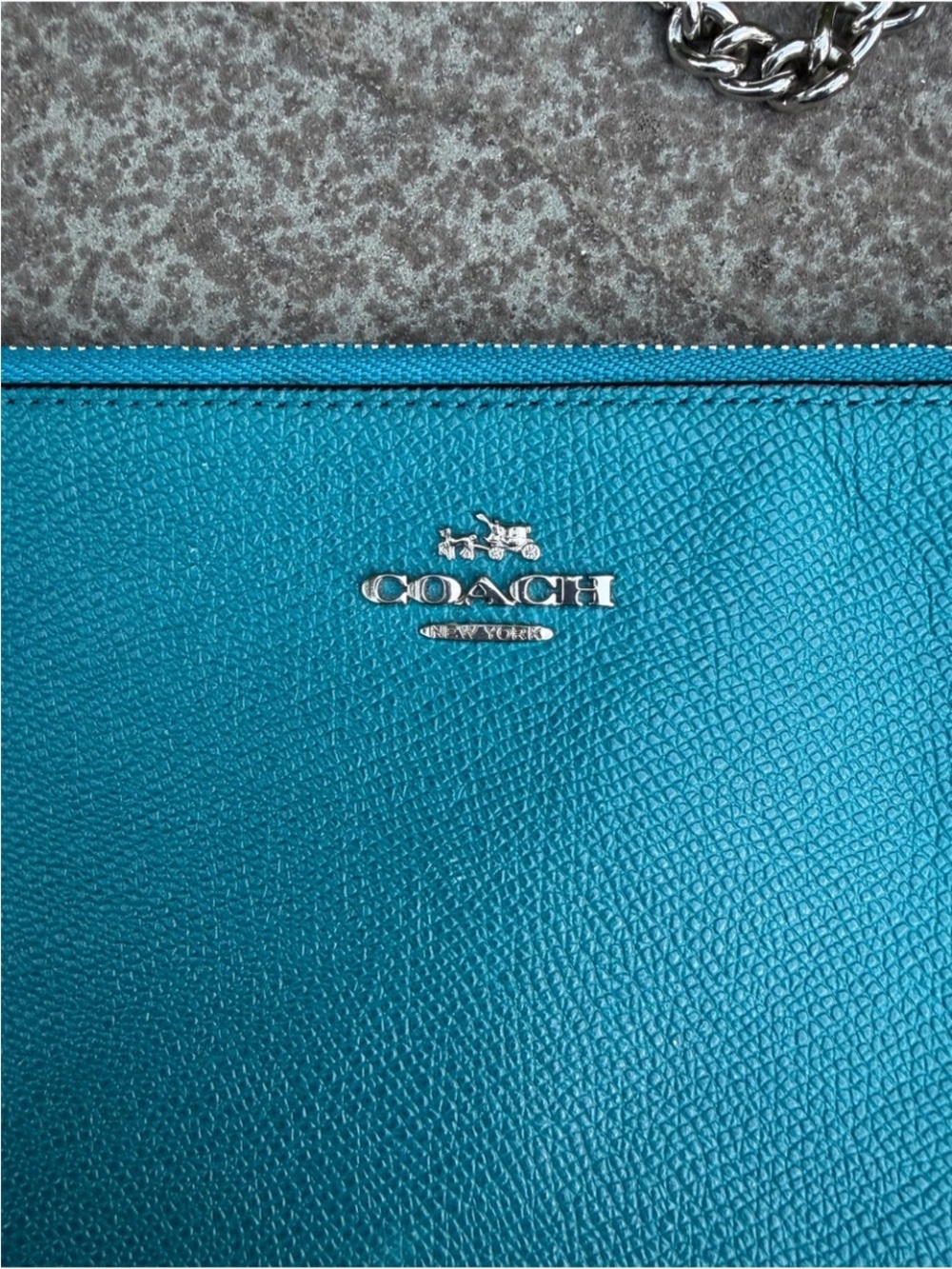 Coach Teal Blue Pebbled Leather Chain Crossbody Bag Pouch EUC - Picture 10 of 13